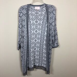 Skies are Blue / Stitch Fix / Aztec Pattern Cardigan
